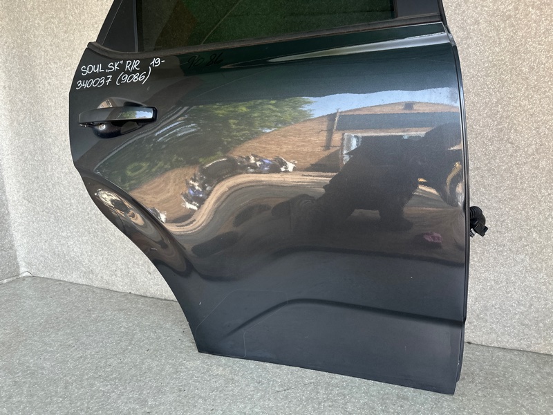 Дверь задняя правая SOUL SK3 19- 2021 G4FJ 1.6 Дверь задняя правая SOUL SK3 19- 2021 G4FJ 1.6