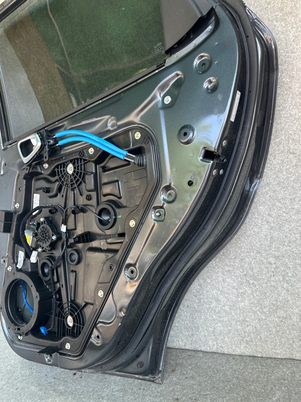 Дверь задняя правая SOUL SK3 19- 2021 G4FJ 1.6 Дверь задняя правая SOUL SK3 19- 2021 G4FJ 1.6