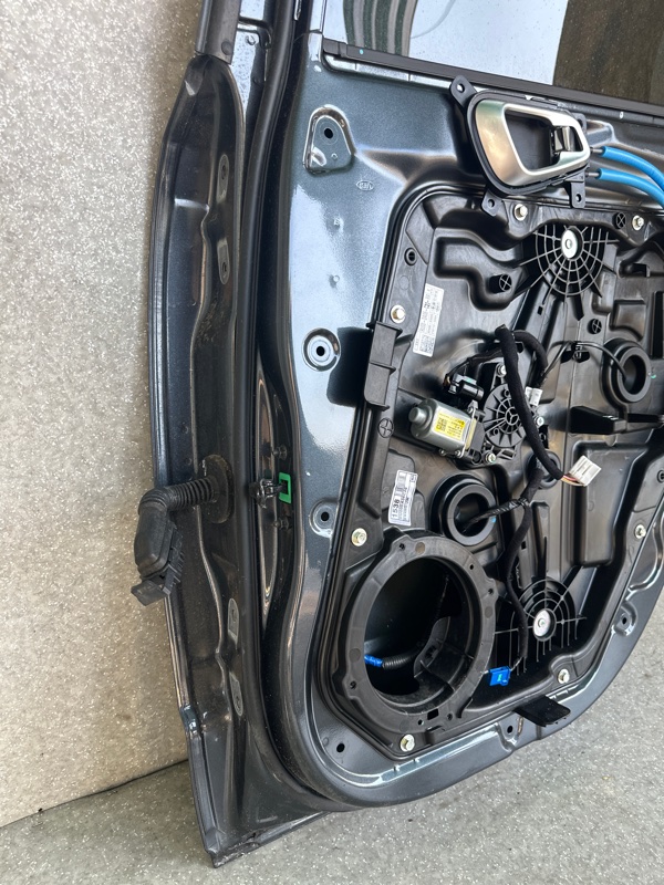 Дверь задняя правая SOUL SK3 19- 2021 G4FJ 1.6 Дверь задняя правая SOUL SK3 19- 2021 G4FJ 1.6