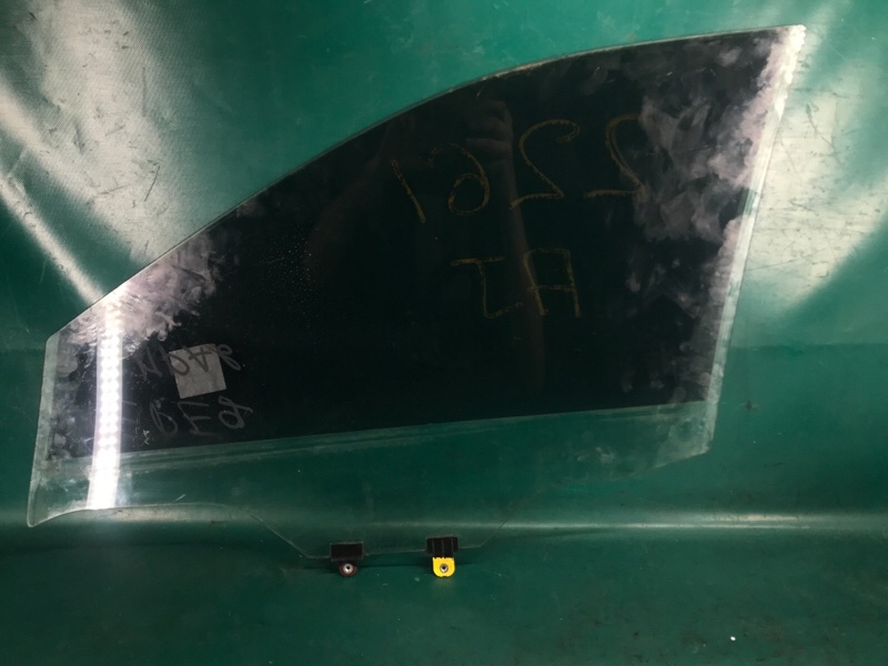 Стекло двери переднее правое X-TRAIL/ROGUE T32 13-20 2014 2.5 QR25DE