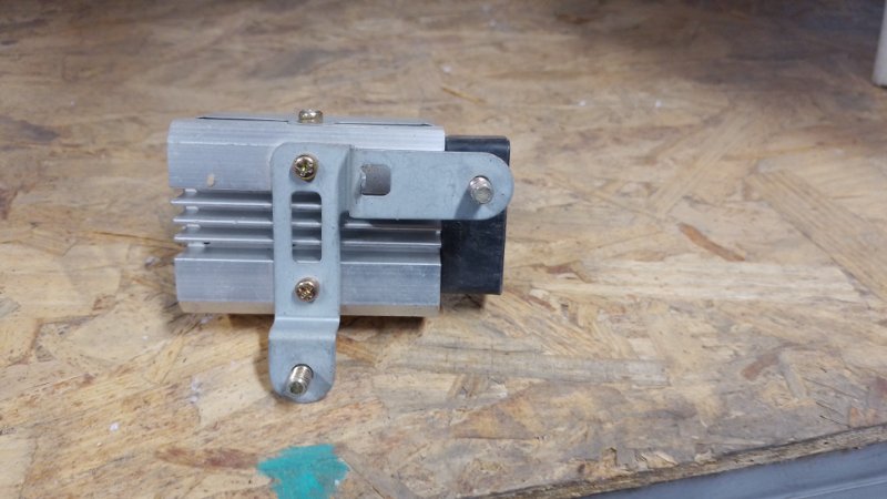 Блок управления топливным насосом SUBARU FORESTER SG 02-07