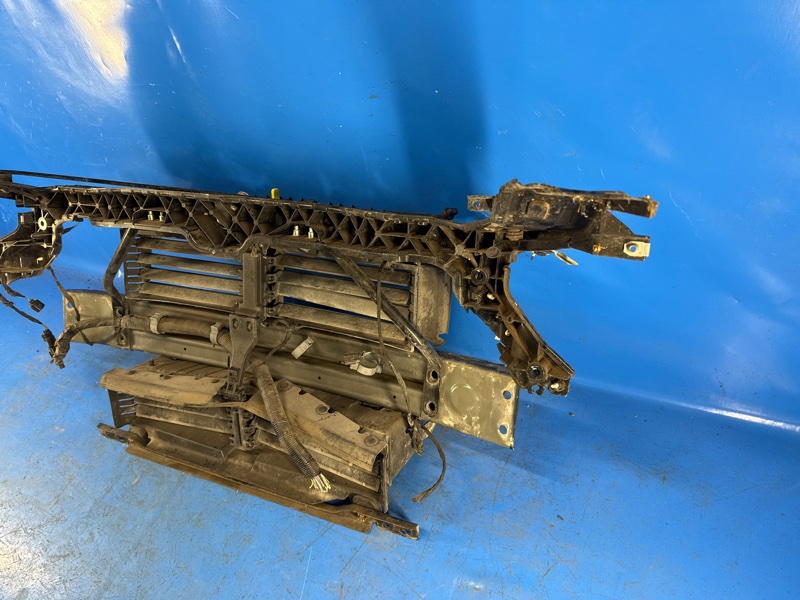 Панель передняя MUSTANG 15-