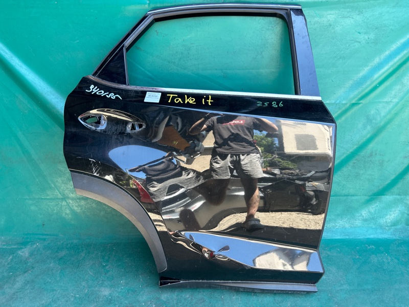 Запчасть дверь задняя правая LEXUS NX 14-21 2020 8ARFTS 2.0TURBO 67003-78010 Б/У Дверь задняя правая LEXUS NX 14-21 2020 8ARFTS 2.0TURBO 67003-78010 Б/У