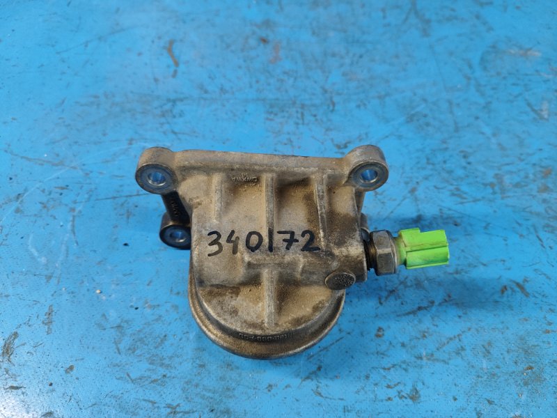 Запчасть кронштейн масляного фильтра FORD MUSTANG 15- 2.3 C23HD0D FR3Z-6881-J Б/У Кронштейн масляного фильтра FORD MUSTANG 15- 2.3 C23HD0D FR3Z-6881-J Б/У