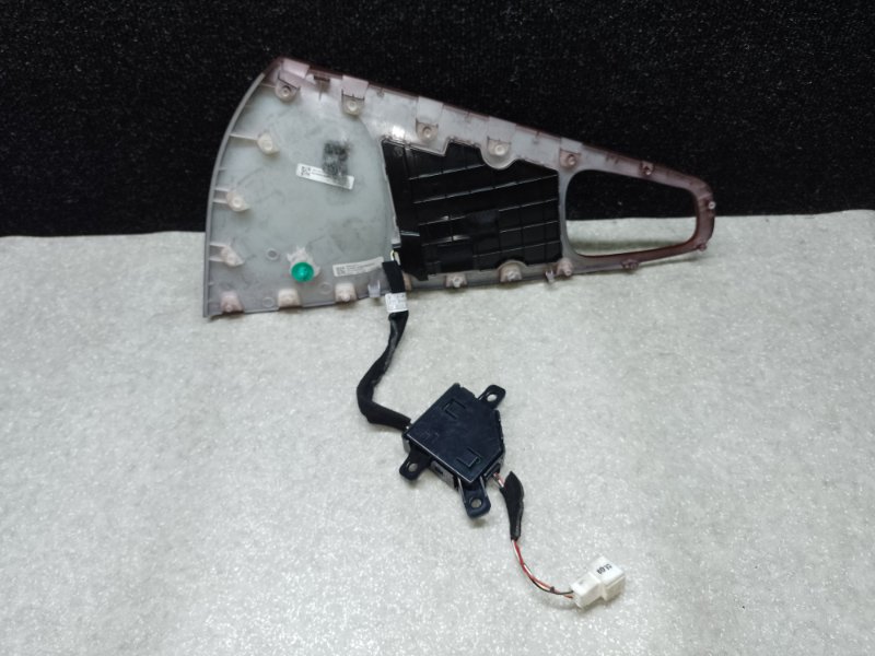 Подсветка двери передняя левая KIA SOUL SK3 19- G4FJ 1.6