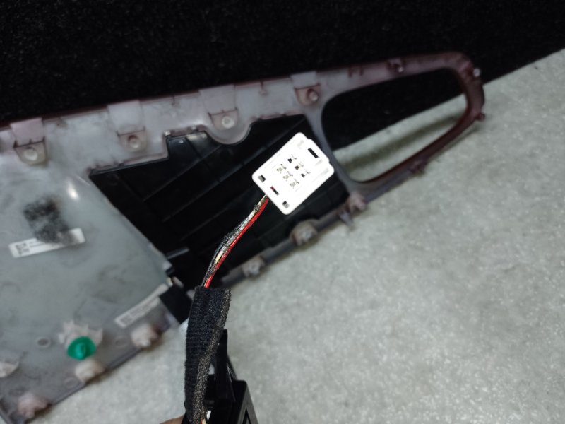 Подсветка двери передняя левая SOUL SK3 19- 2021 G4FJ 1.6