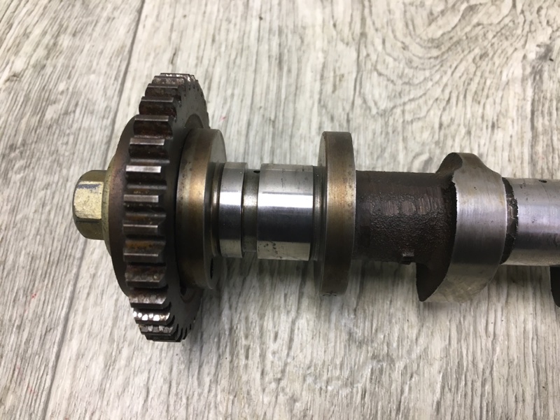 Распредвал правый G35 03-07 3.5 VQ35DE