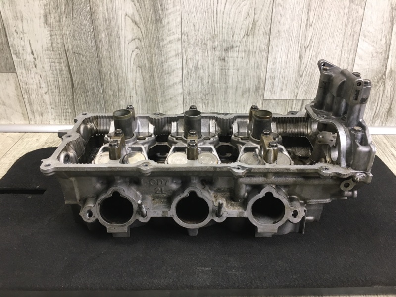 Головка блока цилиндров левая FX S50 03-08 3.5 VQ35