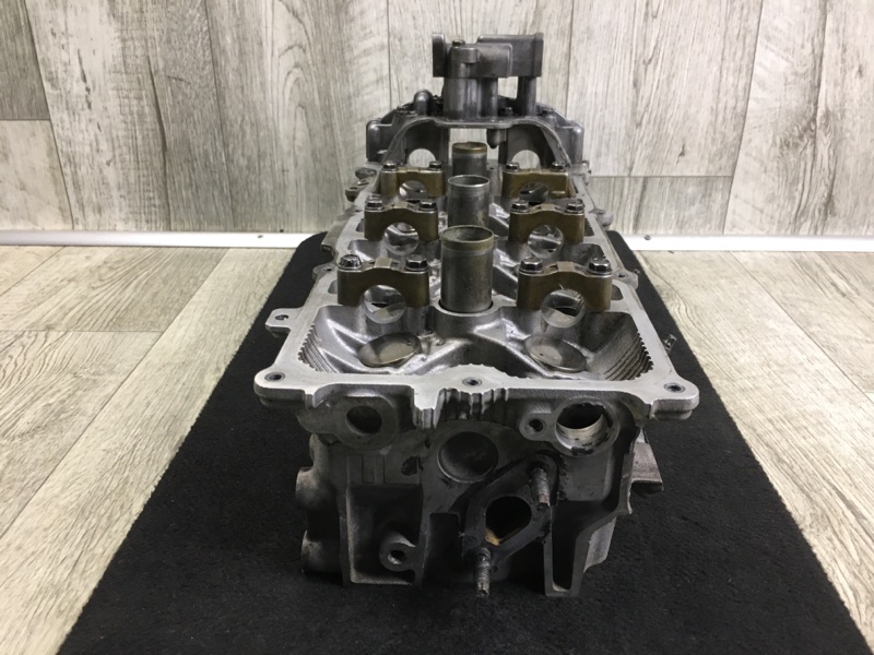 Головка блока цилиндров левая FX S50 03-08 3.5 VQ35