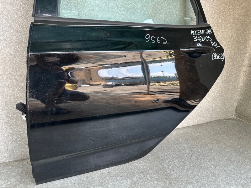 Дверь задняя левая HYUNDAI ACCENT RB 10- ХЭТЧБЭК 1.6 G4FD