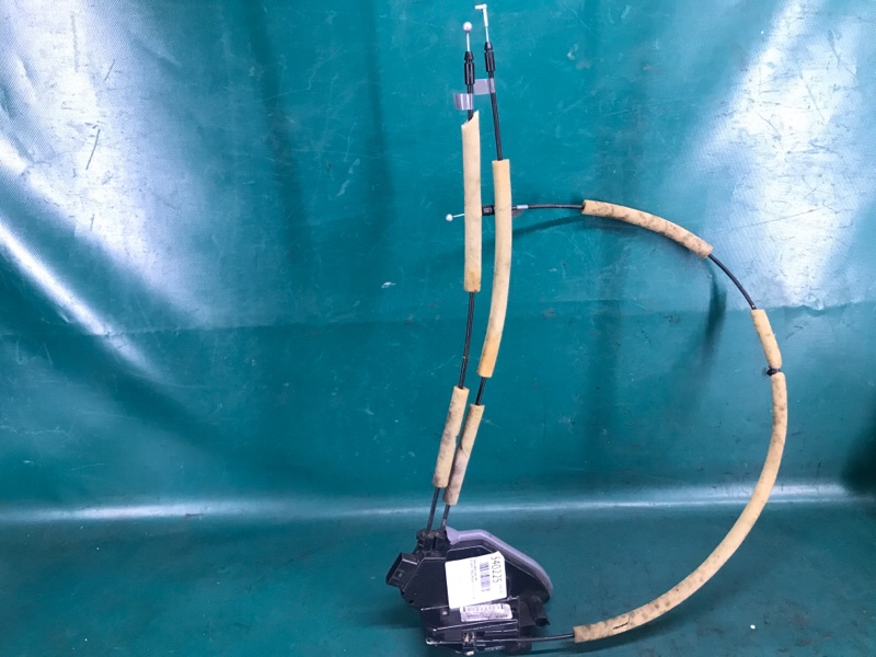 Замок двери задний левый NISSAN X-TRAIL/ROGUE T32 13-20 2.5 QR25DE