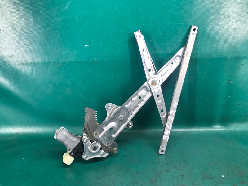 Стеклоподъемник задний левый X-TRAIL/ROGUE T32 13-20 2016 2.5 QR25DE