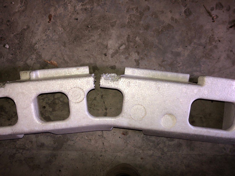 Наполнитель бампера задний ES300 ES330 01-06 2005 3.3 3MZFE