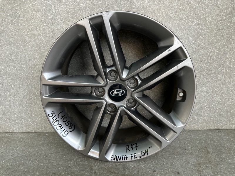 Запчасть диск r17 HYUNDAI SANTA FE (DM) 12-18 2017 2.4 G4KJ 52910-2W210 Б/У Диск R17 HYUNDAI SANTA FE (DM) 12-18 2017 2.4 G4KJ 52910-2W210 Б/У