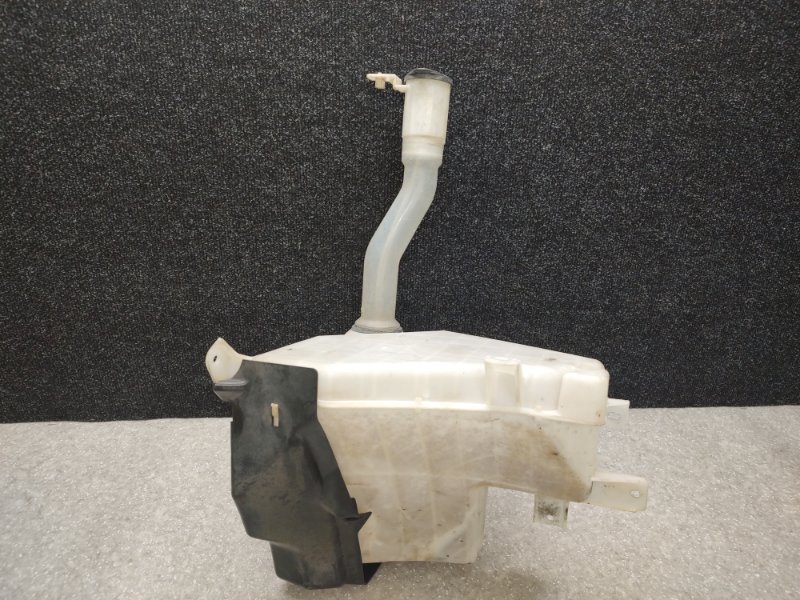 Бачок омывателя LAND CRUISER PRADO 120 02-09