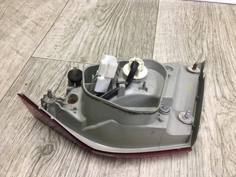 Фонарь внутренний левый SONATA YF 10-14 Седан