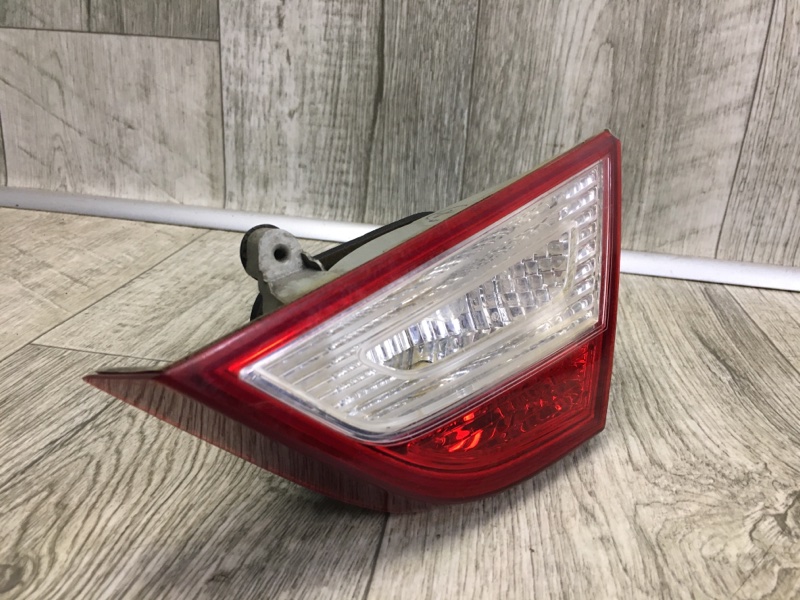 Фонарь внутренний правый SONATA YF 10-14 Седан