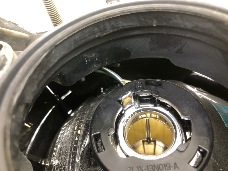 Фара левая EXPEDITION 03-06