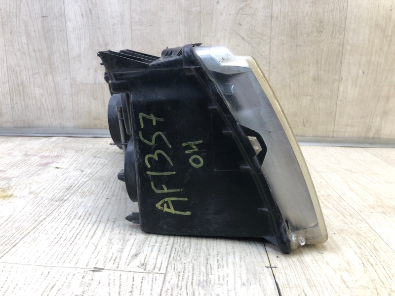 Фара левая FORD EXPEDITION 03-06 Фара левая FORD EXPEDITION 03-06