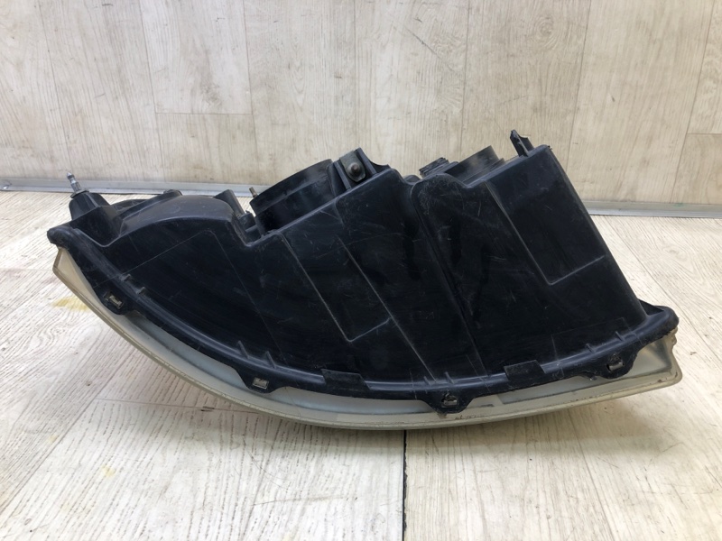 Фара левая EXPEDITION 03-06 Фара левая EXPEDITION 03-06