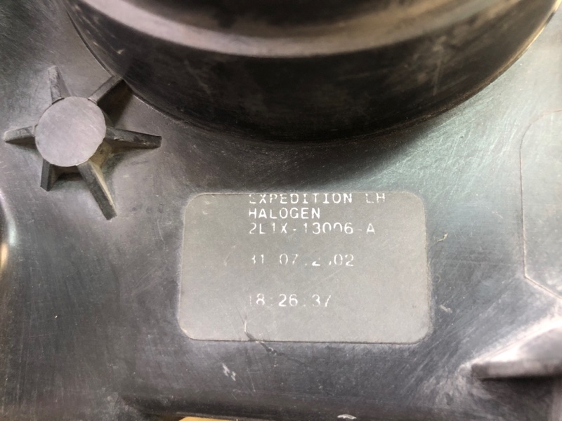 Фара левая EXPEDITION 03-06 Фара левая EXPEDITION 03-06