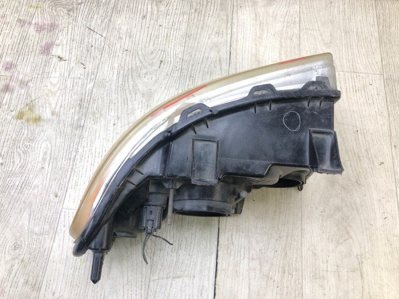 Фара левая EXPEDITION 03-06 Фара левая EXPEDITION 03-06