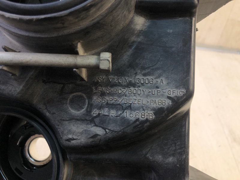 Фара левая EXPEDITION 03-06 Фара левая EXPEDITION 03-06