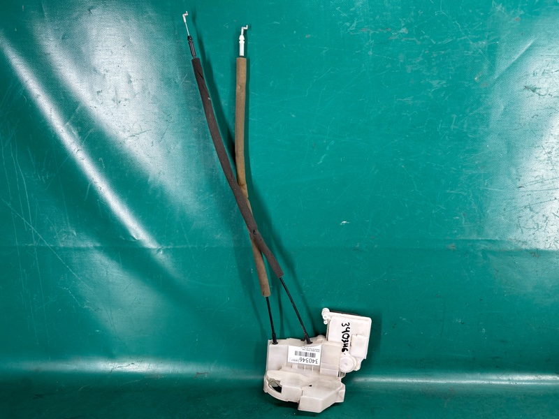 Замок двери передний правый MAZDA CX-9 06-16 2007 3.5 TD11-58-310C Б/У