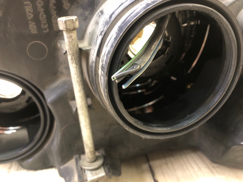 Фара правая EXPEDITION 03-06