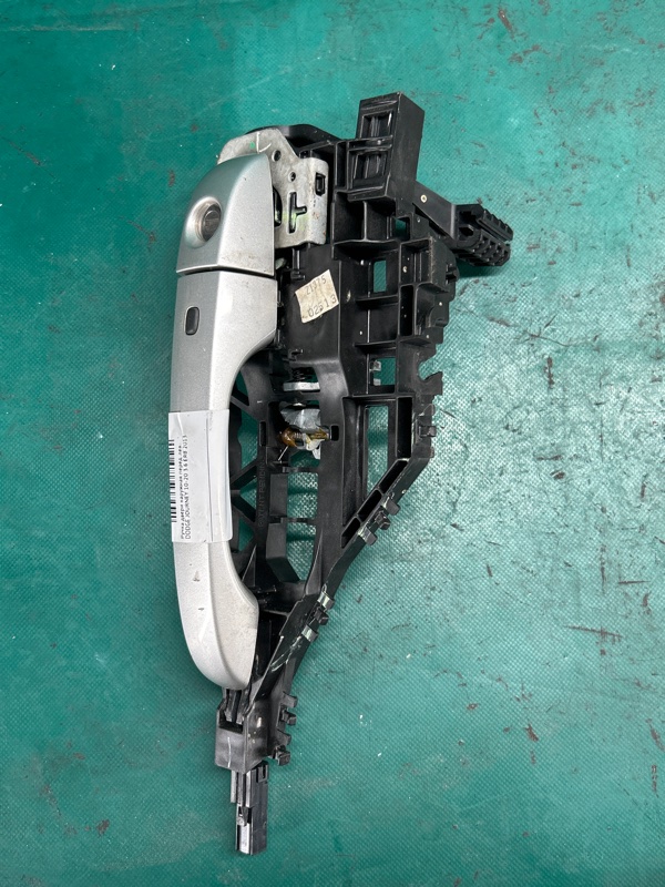 Ручка двери наружная передняя левая JOURNEY 08-20 2013 3.6 ERB