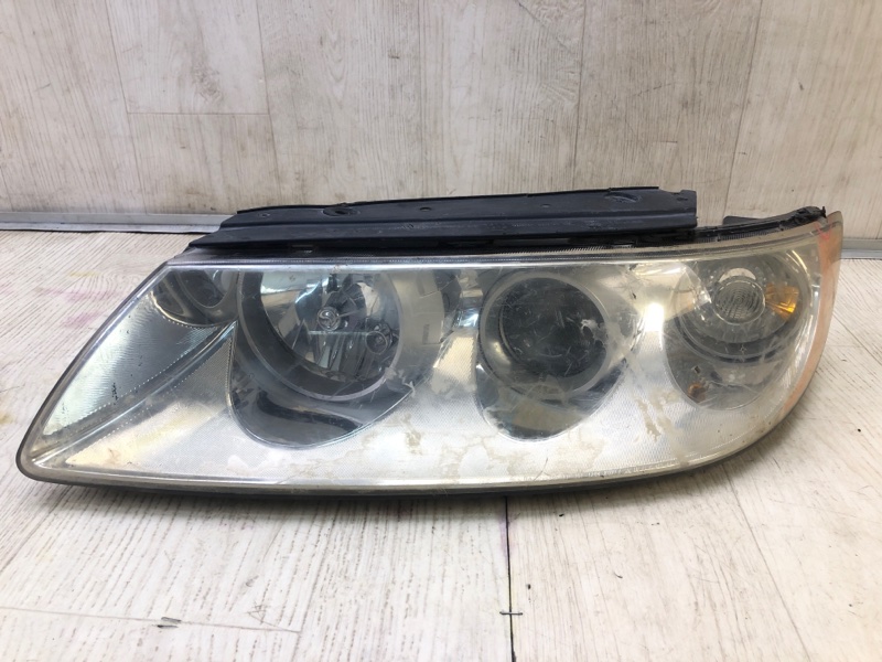 Фара левая HYUNDAI GRANDEUR 05-11 TG 921013L051 Б/У