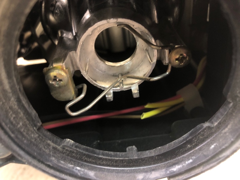 Фара левая GRANDEUR 05-11 TG