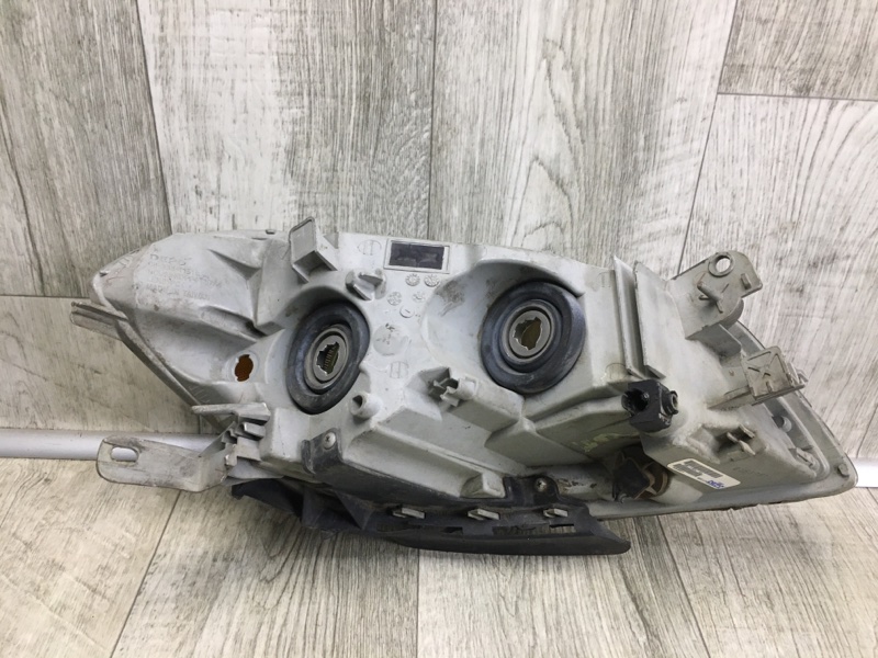 Фара левая MALIBU 08-12