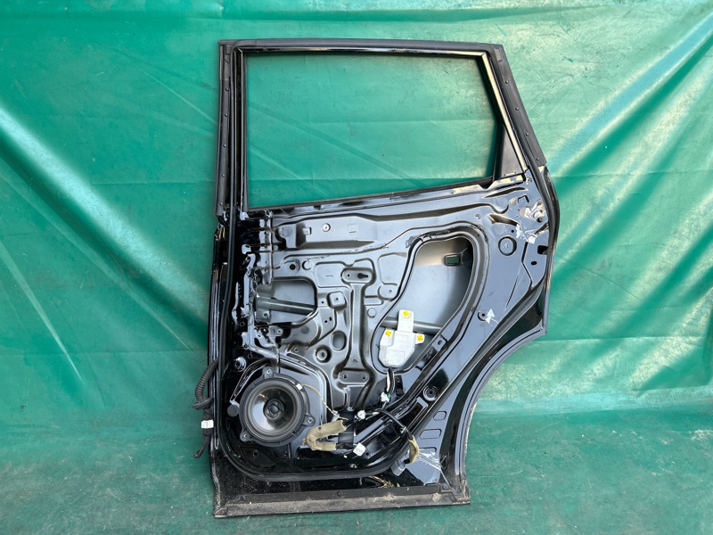 Дверь задняя правая ROGUE 08-15 2015 2.5 QR25DE