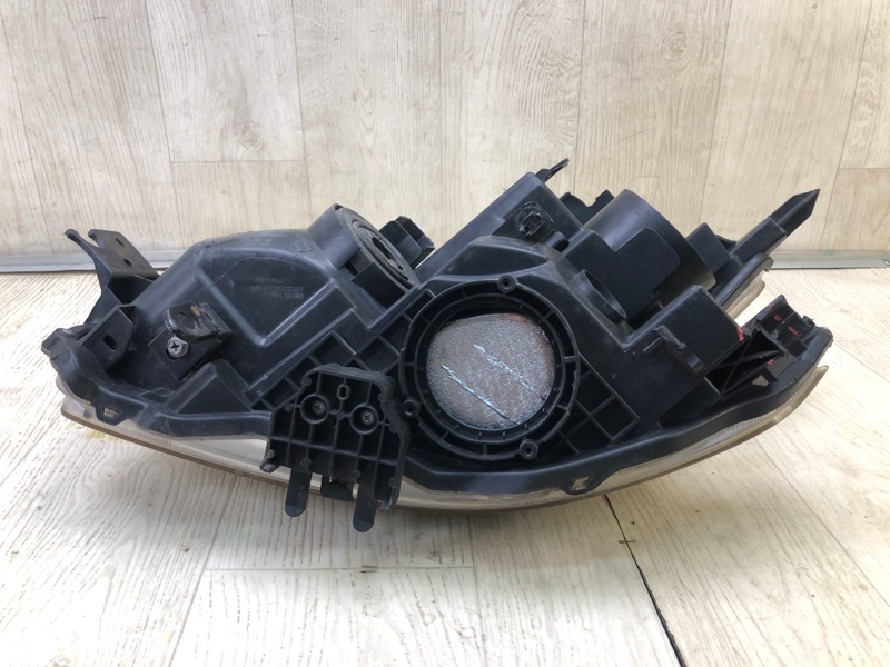 Фара правая MAXIMA A35 08-15