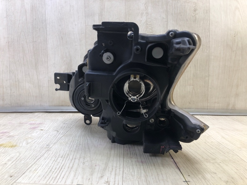 Фара правая MAXIMA A35 08-15