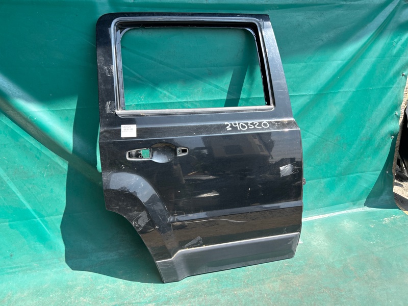 Дверь задняя правая JEEP PATRIOT 10-17 2.0 ECN Дверь задняя правая JEEP PATRIOT 10-17 2.0 ECN