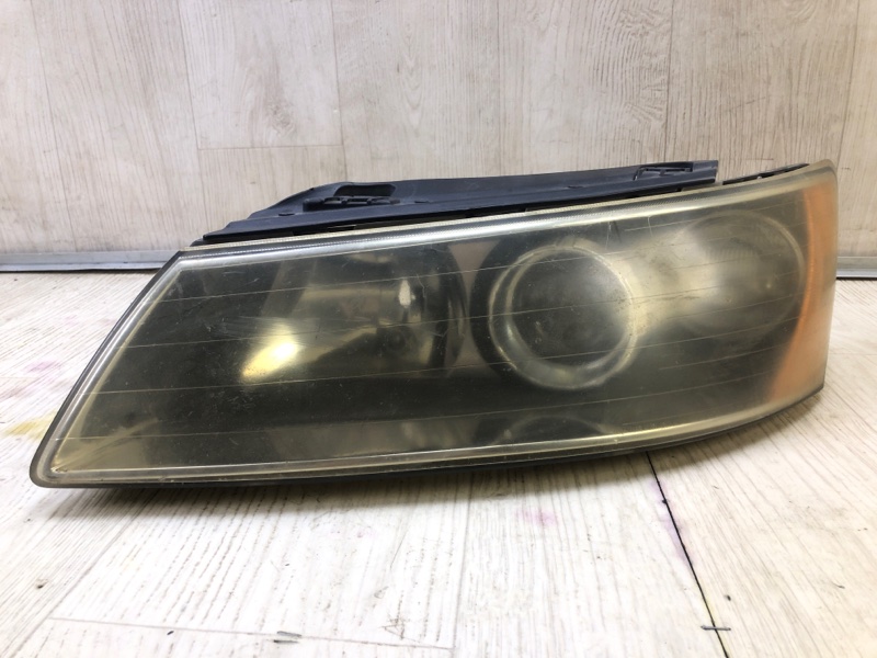 Фара левая HYUNDAI SONATA NF 04-10 921010A000 Б/У