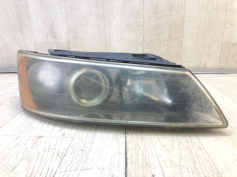 Фара правая HYUNDAI SONATA NF 04-10 921020A000 Б/У