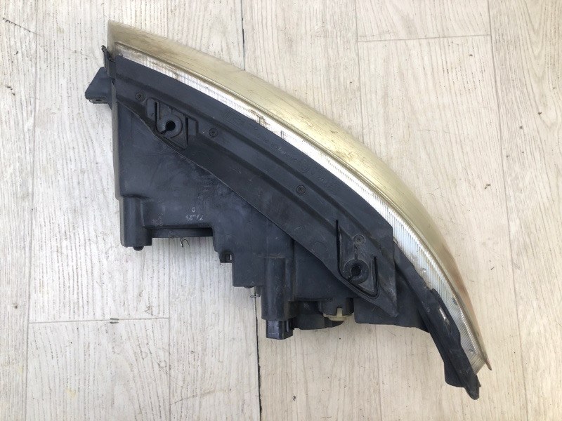 Фара правая SONATA NF 04-10