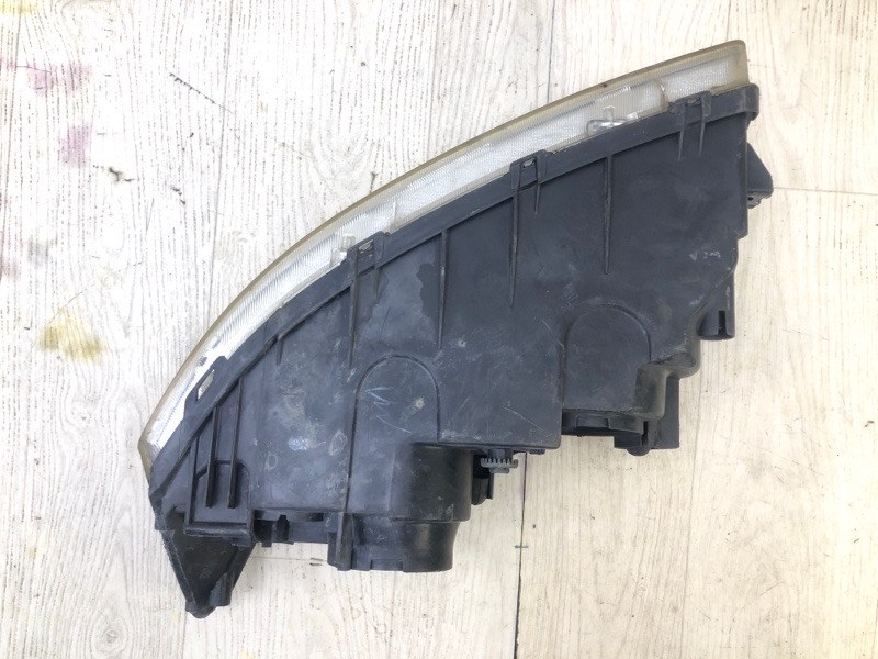 Фара правая SONATA NF 04-10