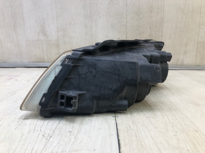 Фара правая SONATA NF 04-10