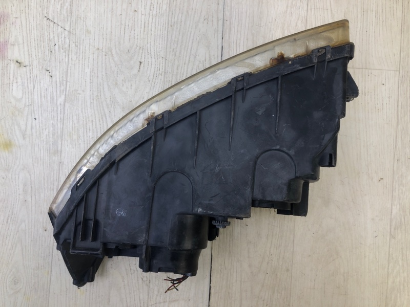 Фара правая SONATA NF 04-10