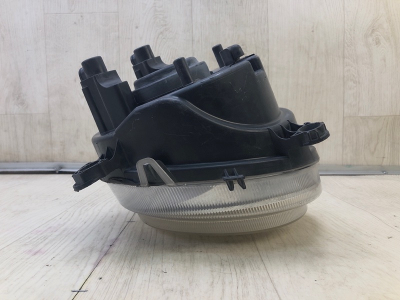 Фара левая PATRIOT 10-17 Фара левая PATRIOT 10-17