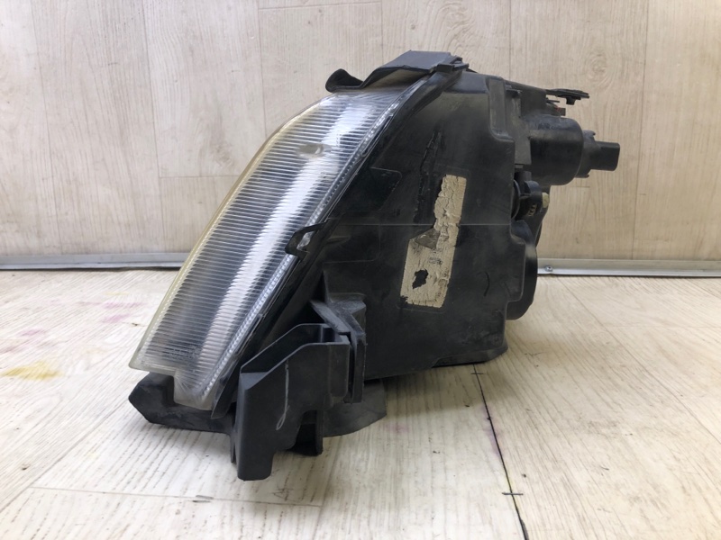 Фара правая TAURUS 07-09