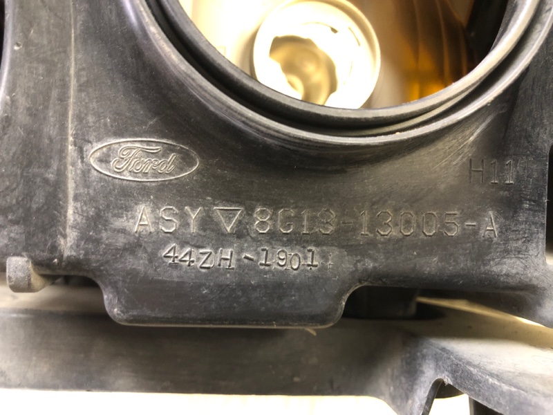 Фара правая TAURUS 07-09