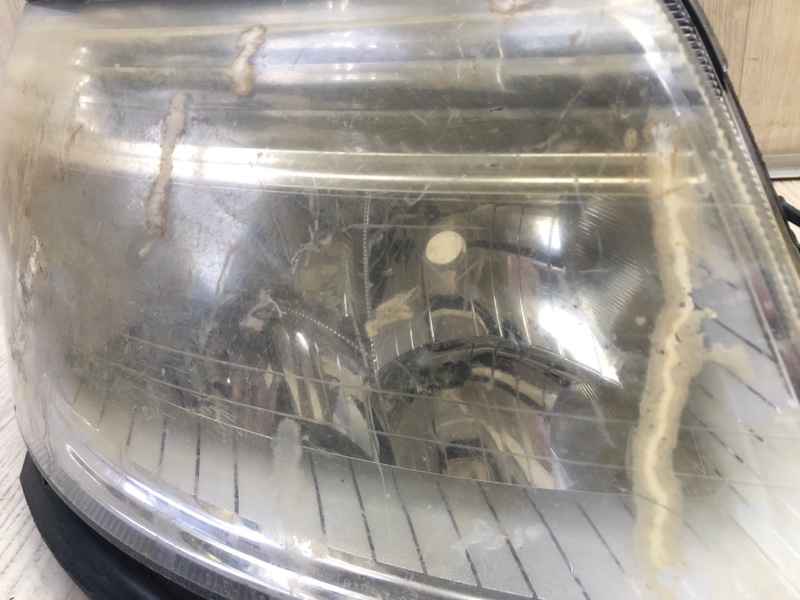 Фара правая TAURUS 07-09 Фара правая TAURUS 07-09