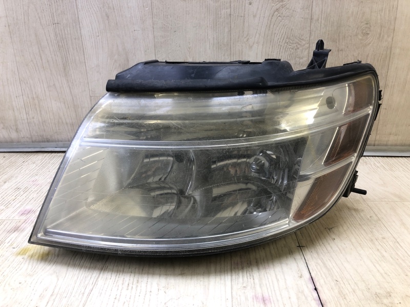 Запчасть фара левая FORD TAURUS 07-09 8G1Z-13008-F Б/У Фара левая FORD TAURUS 07-09 8G1Z-13008-F Б/У