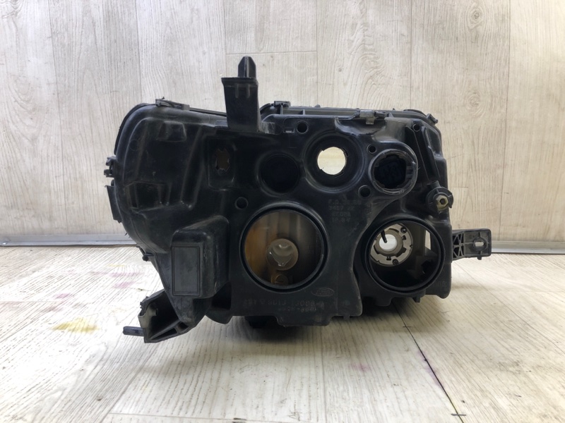 Фара левая FORD TAURUS 07-09 Фара левая FORD TAURUS 07-09