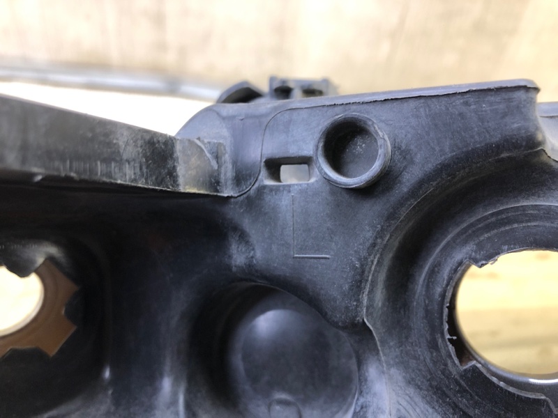 Фара левая TAURUS 07-09